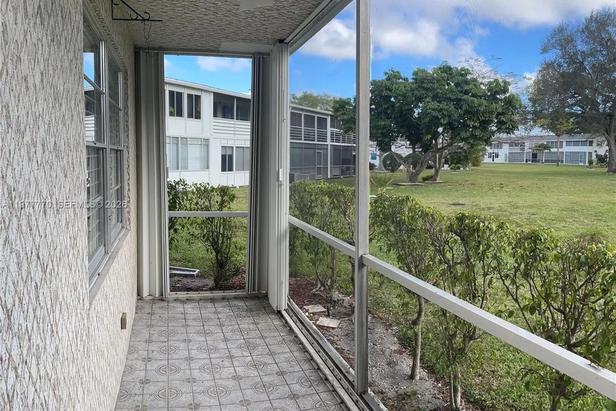 145 Newport J # 145, Deerfield Beach FL 33442