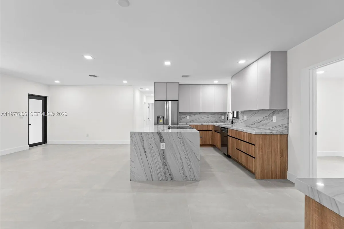 610 NE 164th Ter, North Miami Beach FL 33162