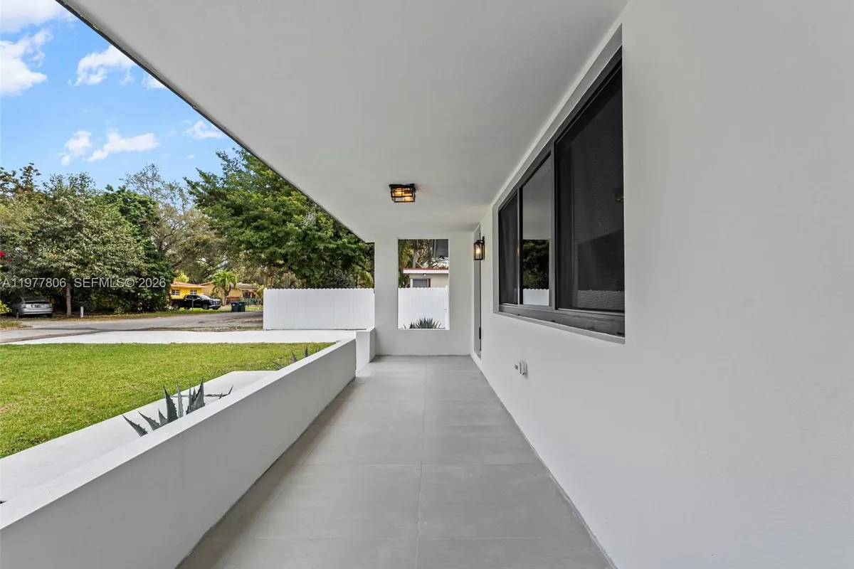 610 NE 164th Ter, North Miami Beach FL 33162