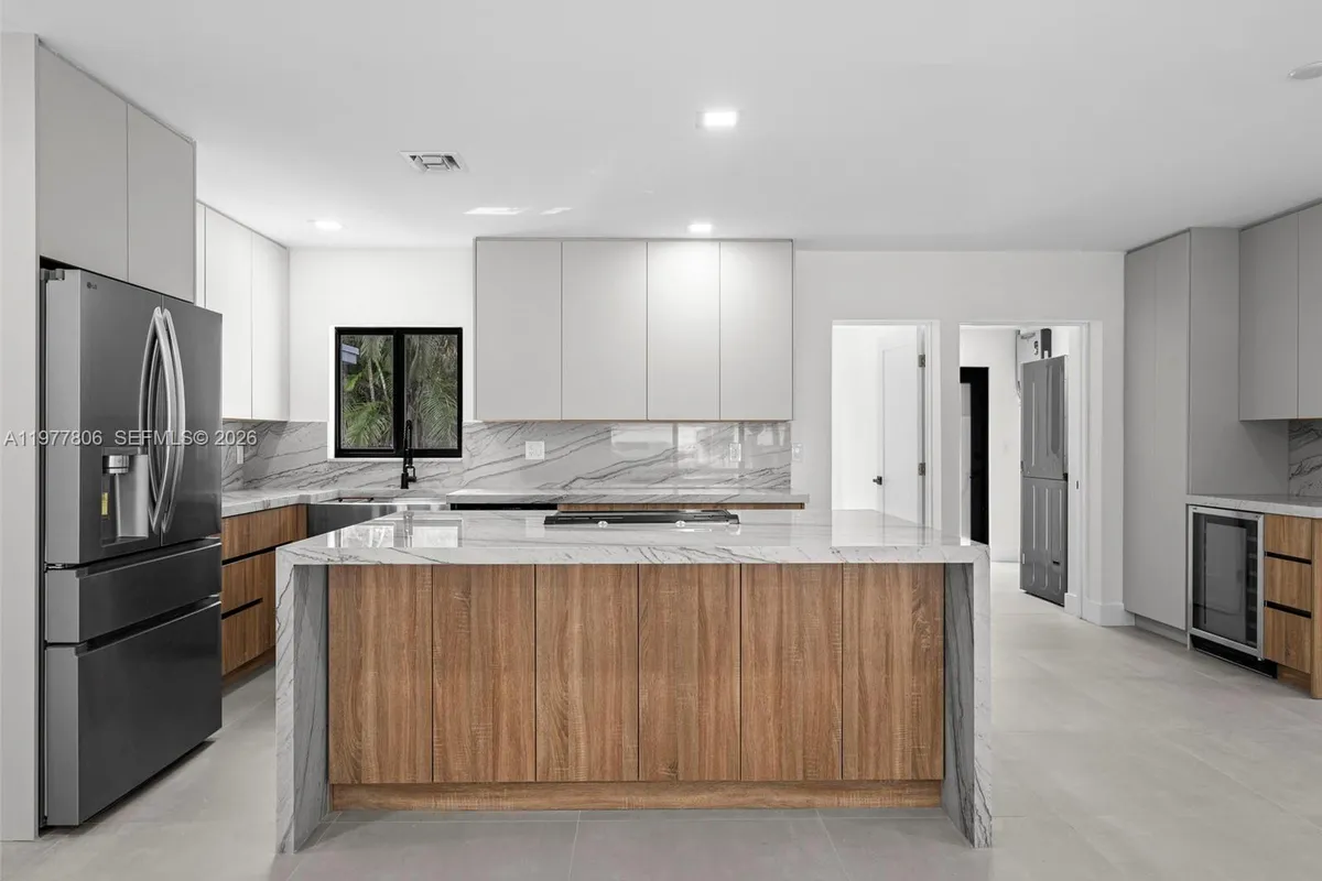 610 NE 164th Ter, North Miami Beach FL 33162