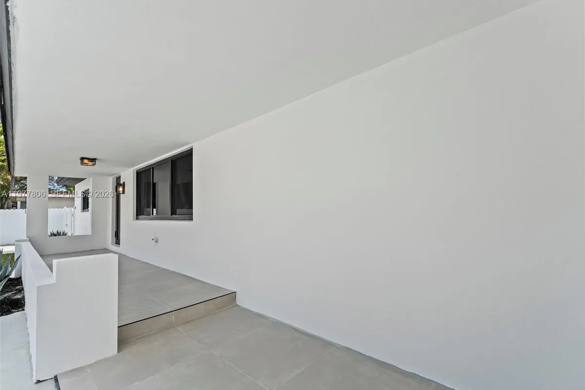 610 NE 164th Ter, North Miami Beach FL 33162