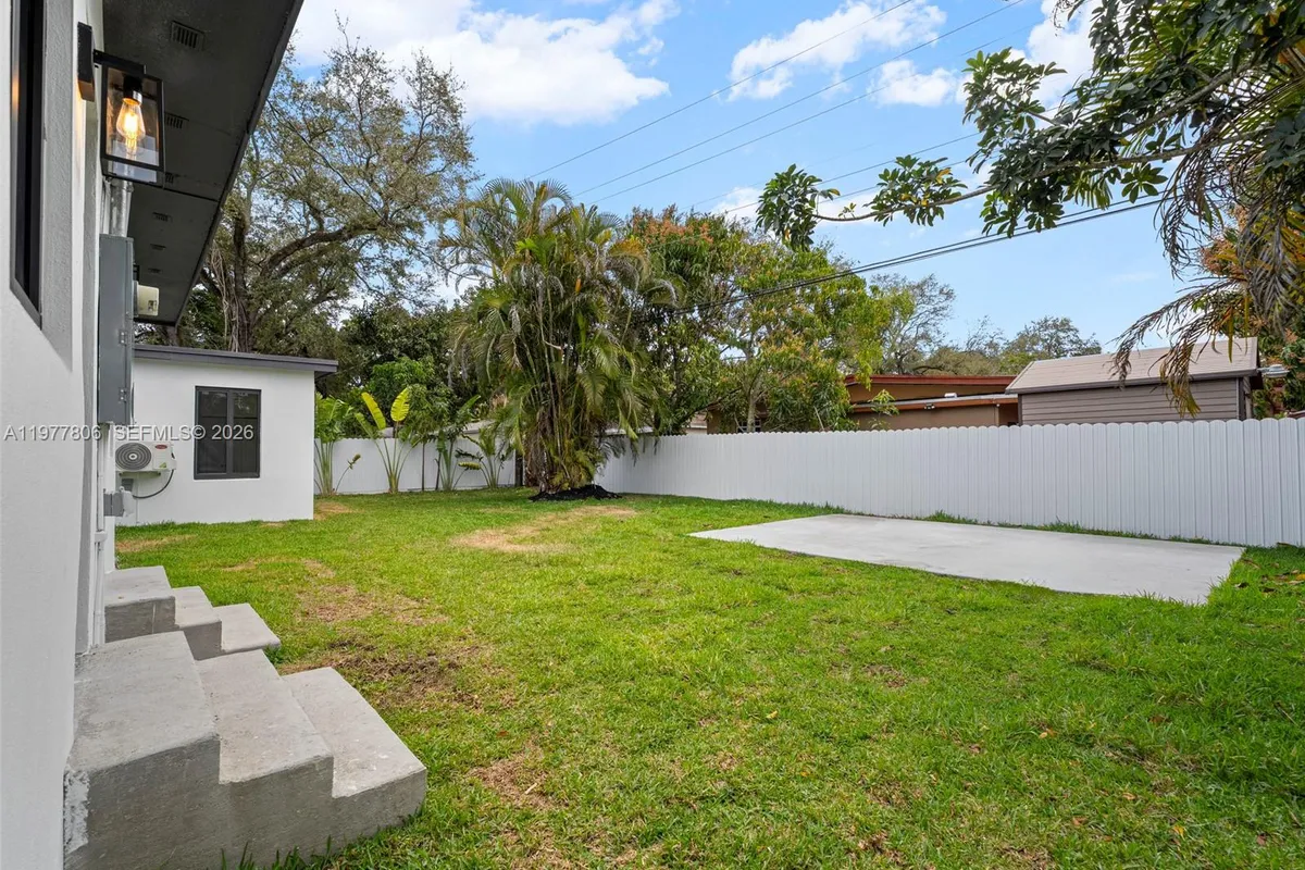 610 NE 164th Ter, North Miami Beach FL 33162