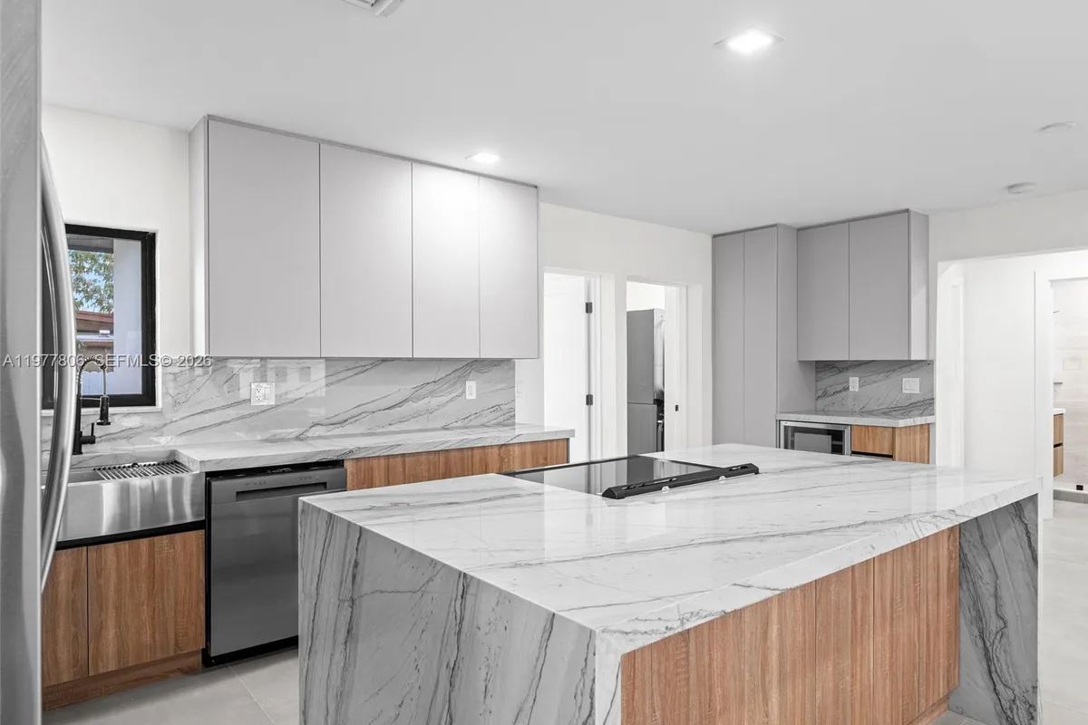 610 NE 164th Ter, North Miami Beach FL 33162