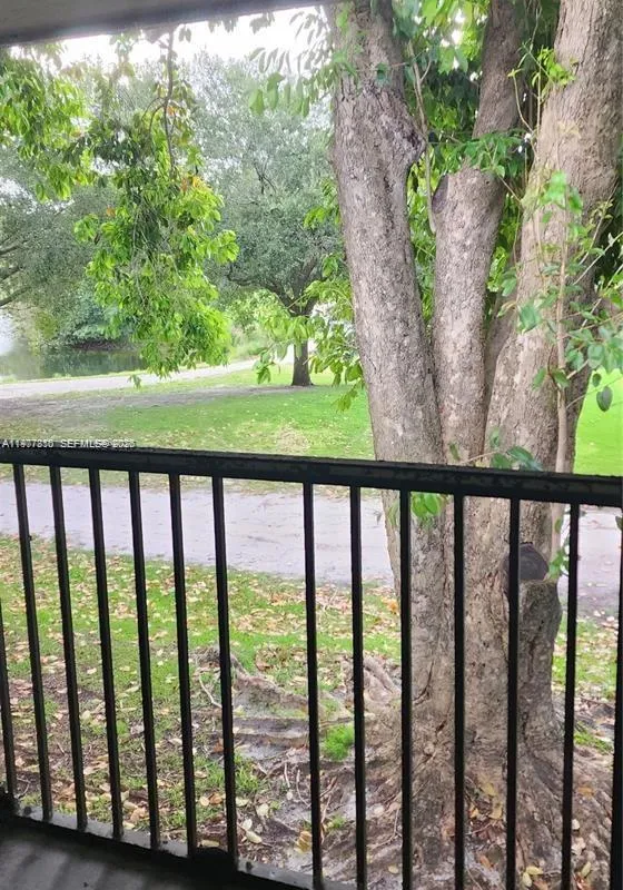 3948 NW 87th Ave # 3948, Sunrise FL 33351