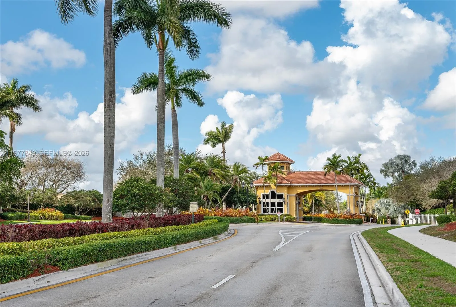 13391 SW 42nd St, Miramar FL 33027