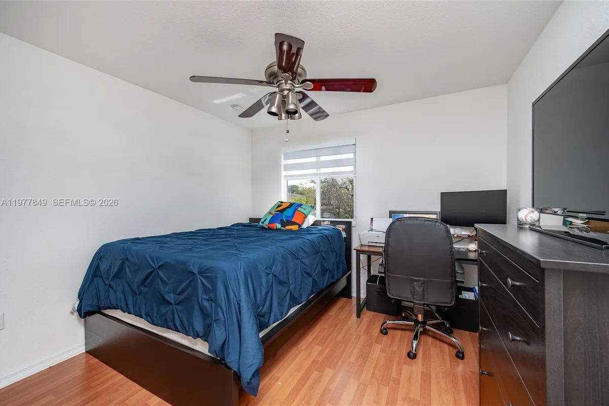 13391 SW 42nd St, Miramar FL 33027