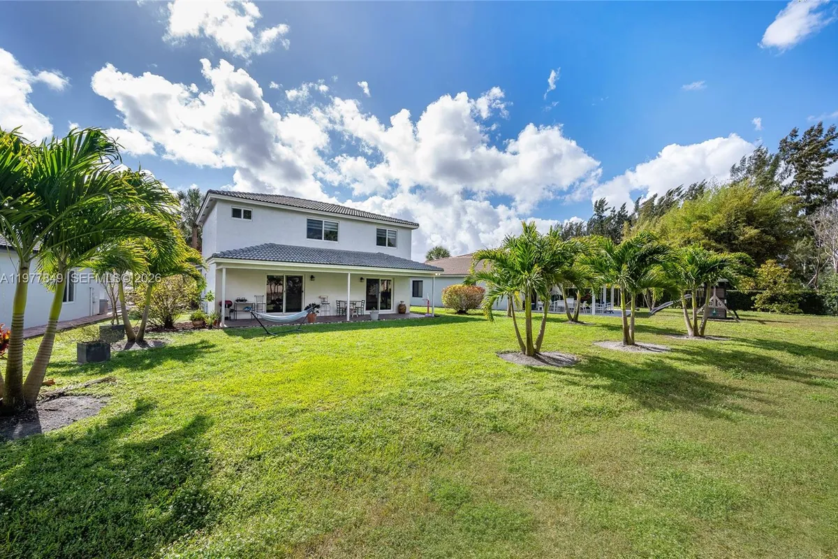 13391 SW 42nd St, Miramar FL 33027