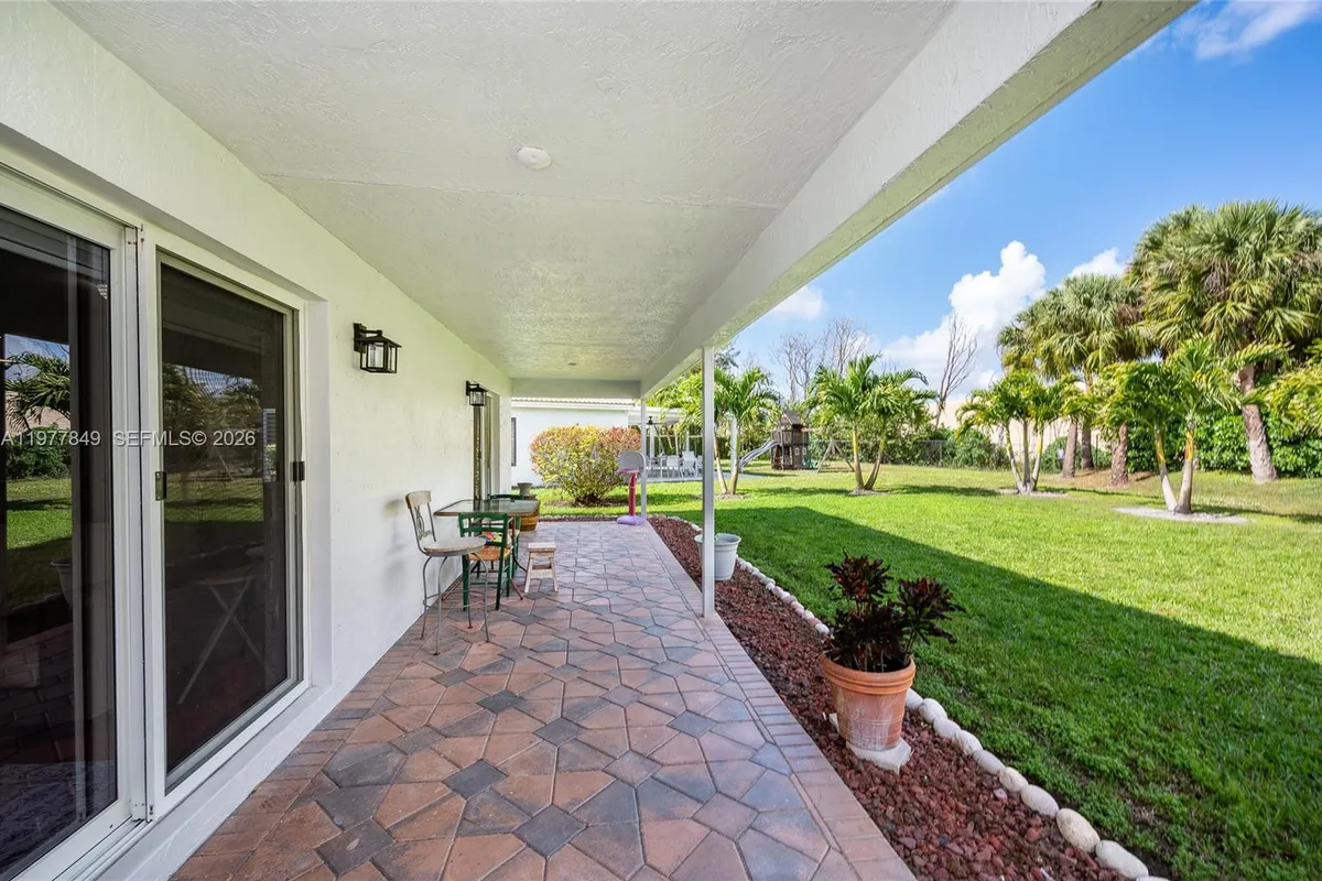 13391 SW 42nd St, Miramar FL 33027