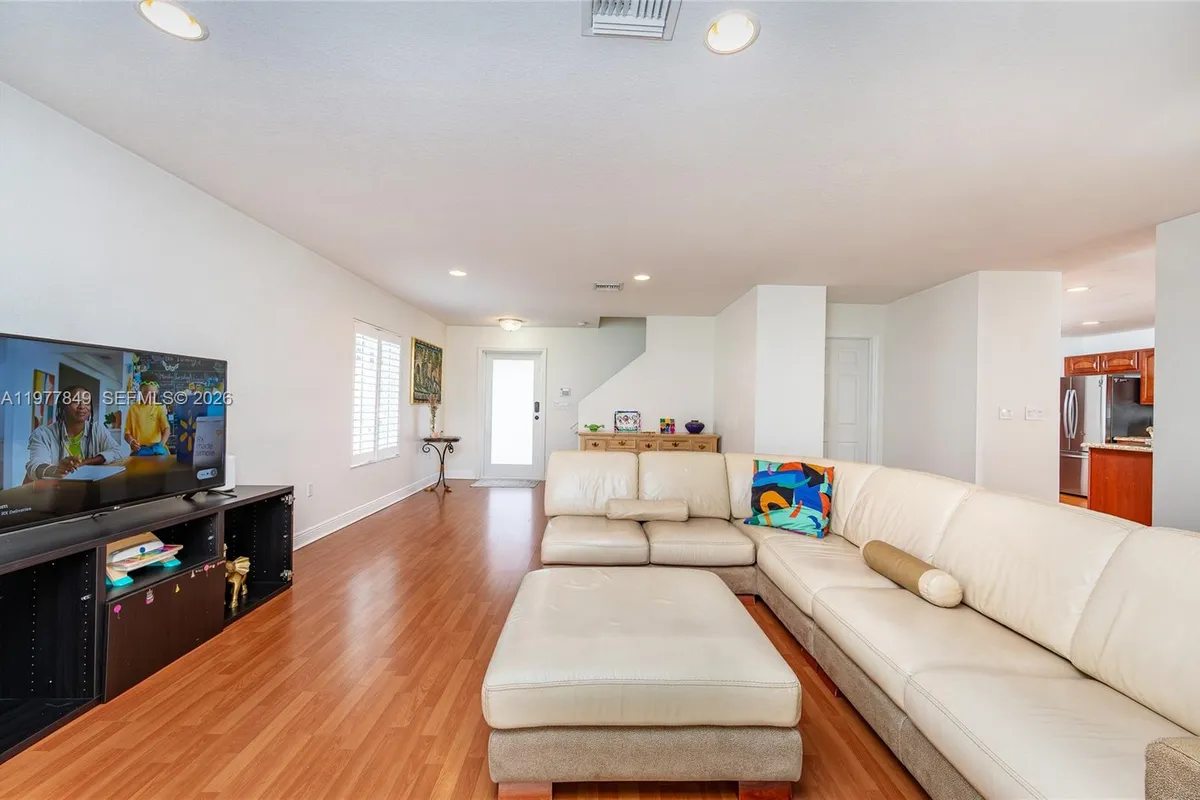 13391 SW 42nd St, Miramar FL 33027