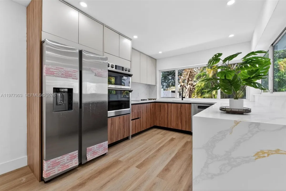 6621 Ficus Dr, Miramar FL 33023