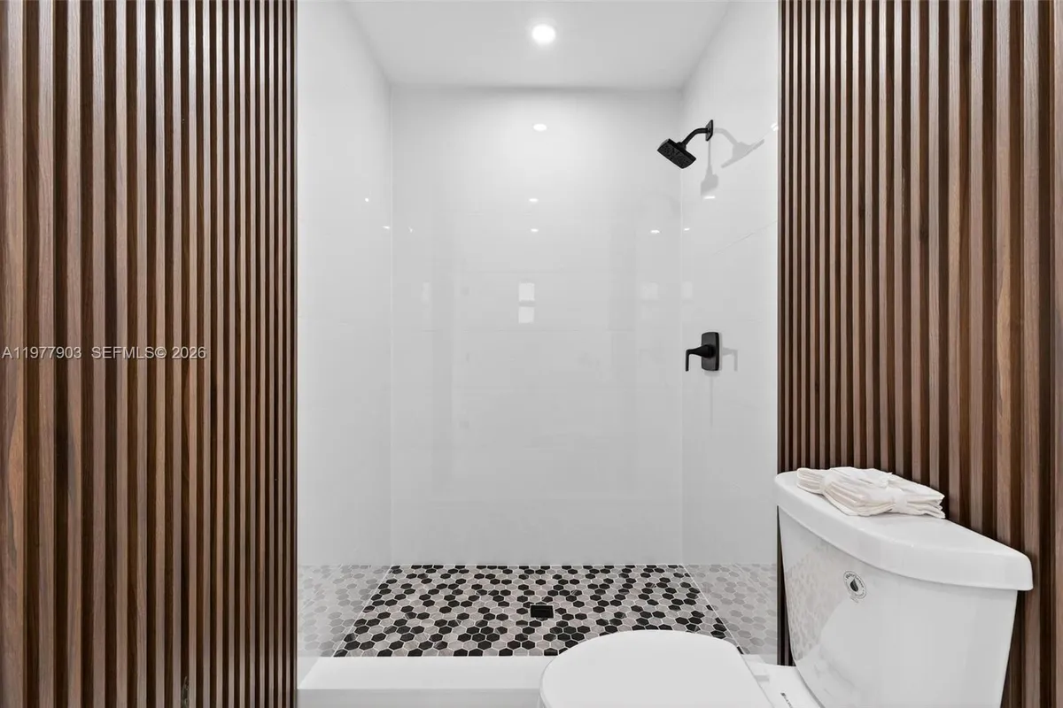 6621 Ficus Dr, Miramar FL 33023