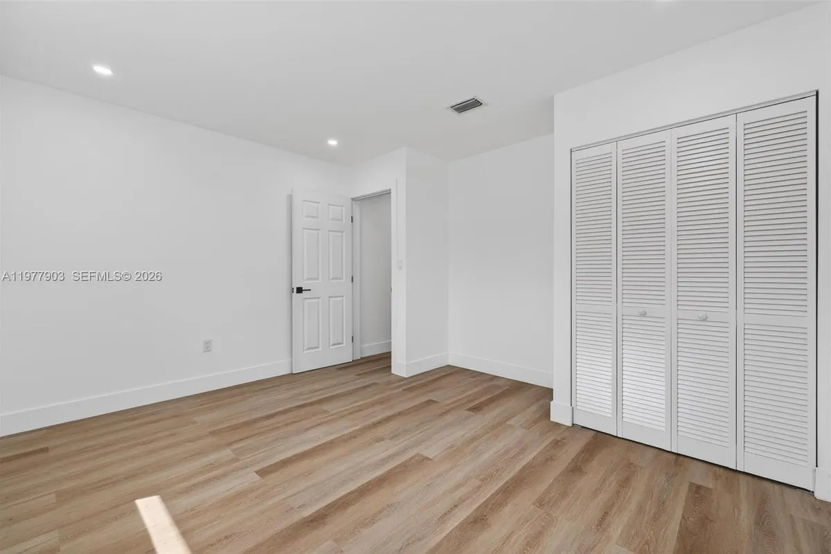 6621 Ficus Dr, Miramar FL 33023