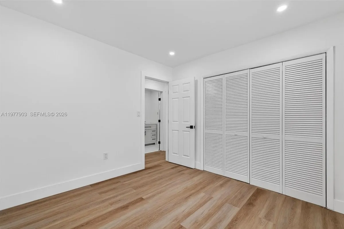 6621 Ficus Dr, Miramar FL 33023