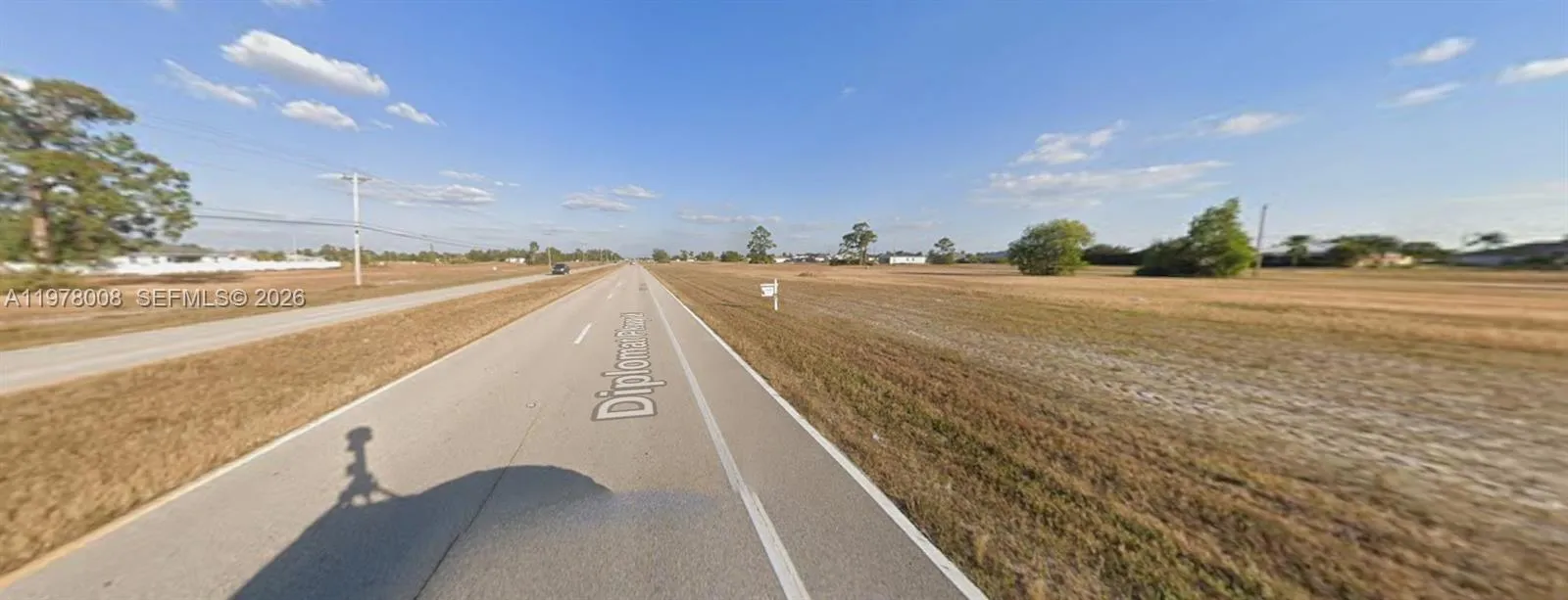 624 Diplomat Pkwy W, Cape Coral FL 33993