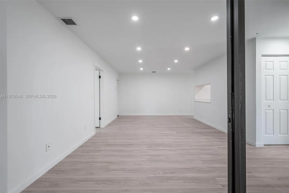 3631 NW 94th Ave # 6G, Sunrise FL 33351