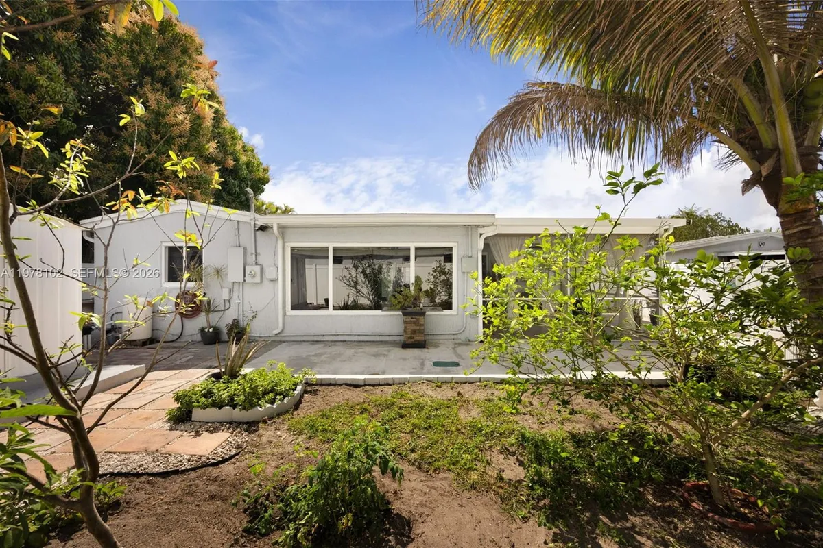 7331 Ramona St, Miramar FL 33023