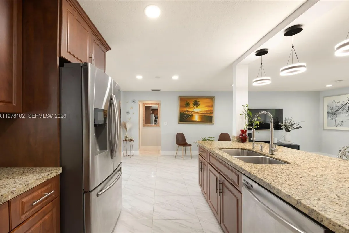 7331 Ramona St, Miramar FL 33023