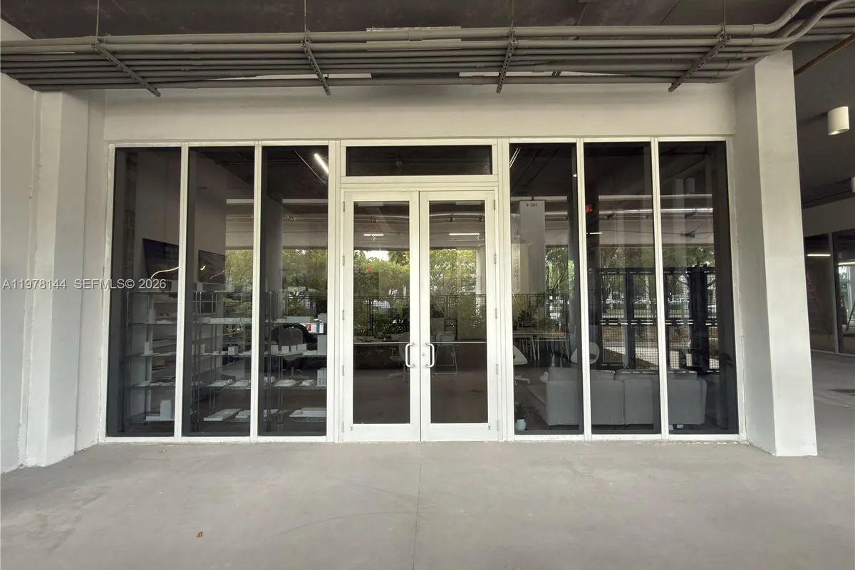 2900 SW 28th Ln # C5, Miami FL 33133