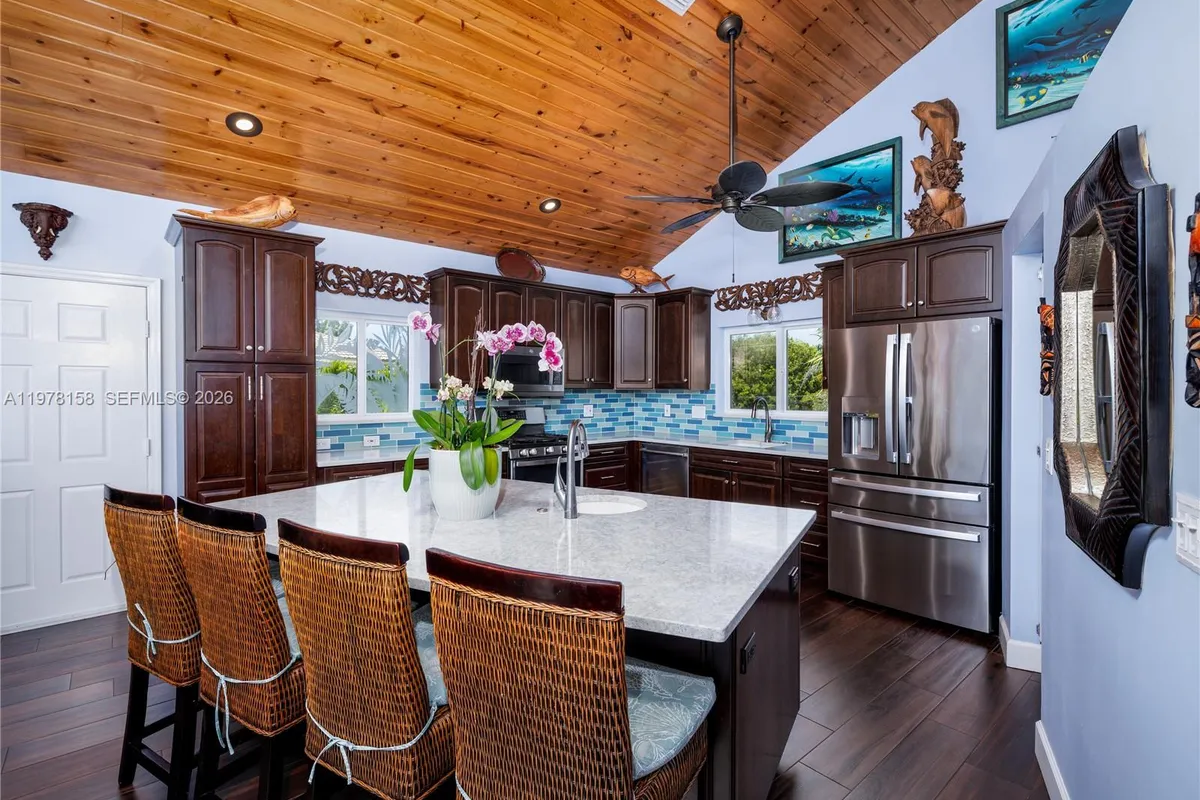 14 Avenue F, Marathon FL 33050