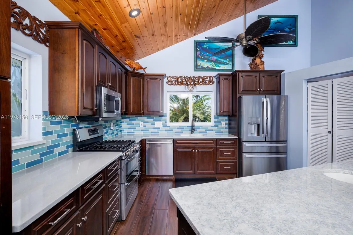 14 Avenue F, Marathon FL 33050