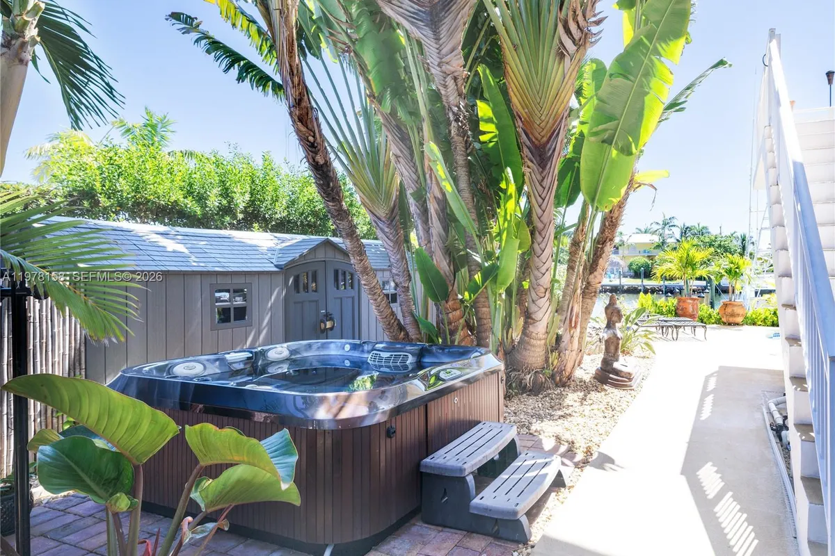 14 Avenue F, Marathon FL 33050