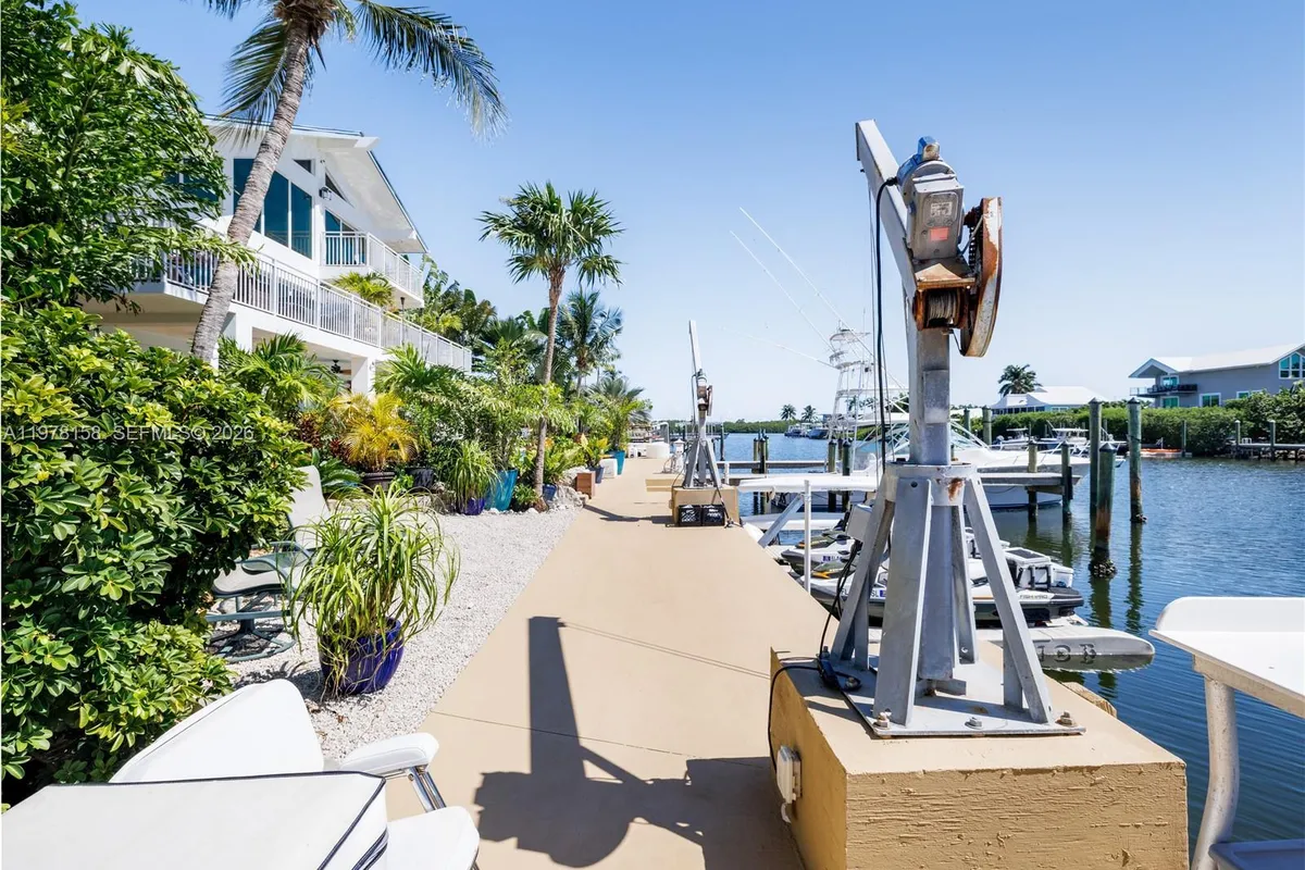 14 Avenue F, Marathon FL 33050