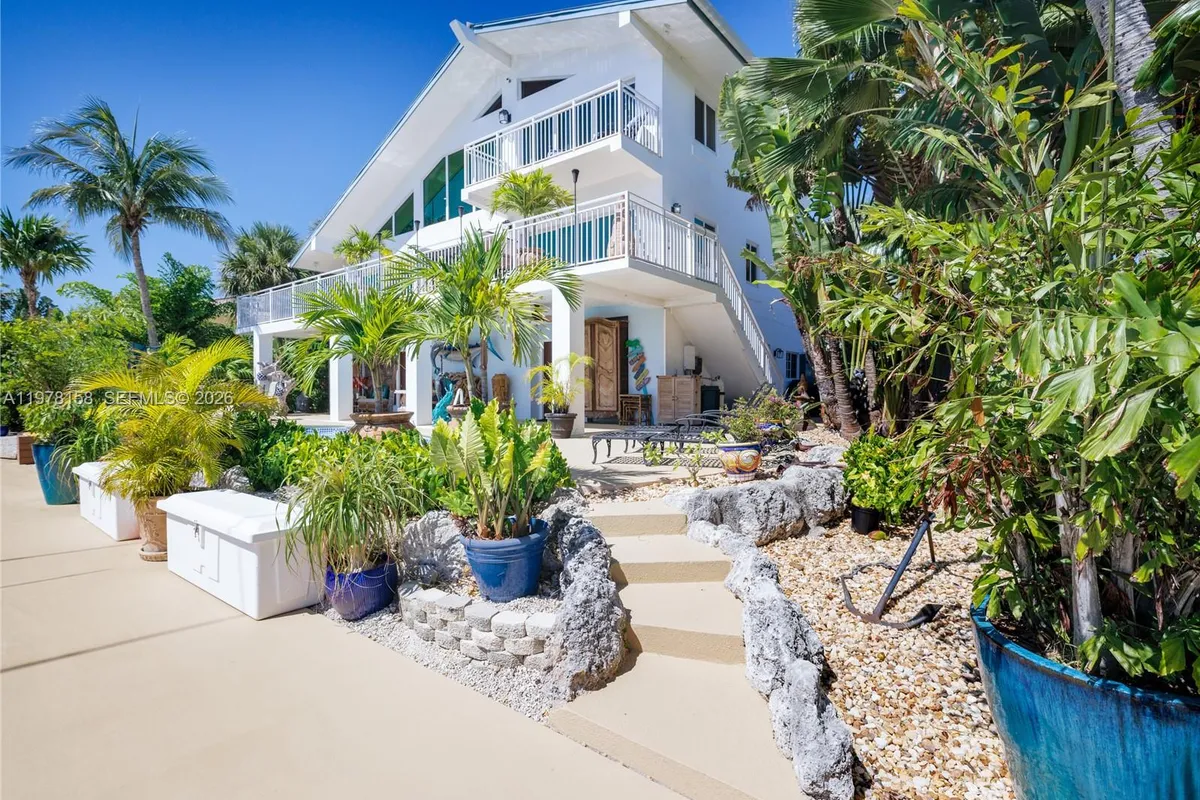 14 Avenue F, Marathon FL 33050