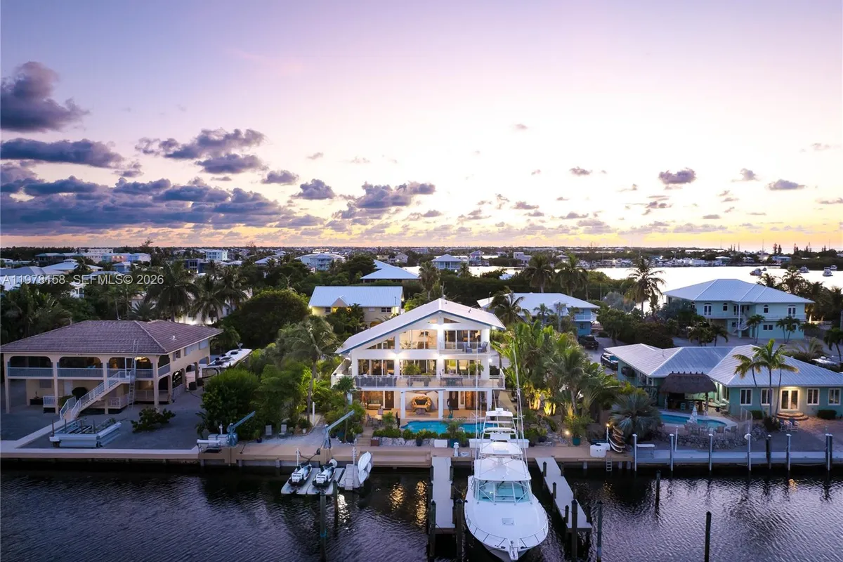 14 Avenue F, Marathon FL 33050