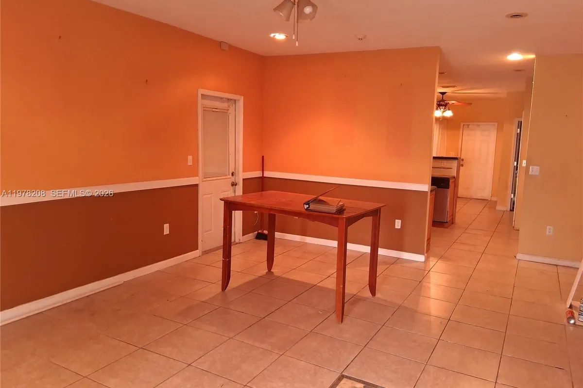 158 SW 5th St, Deerfield Beach FL 33441