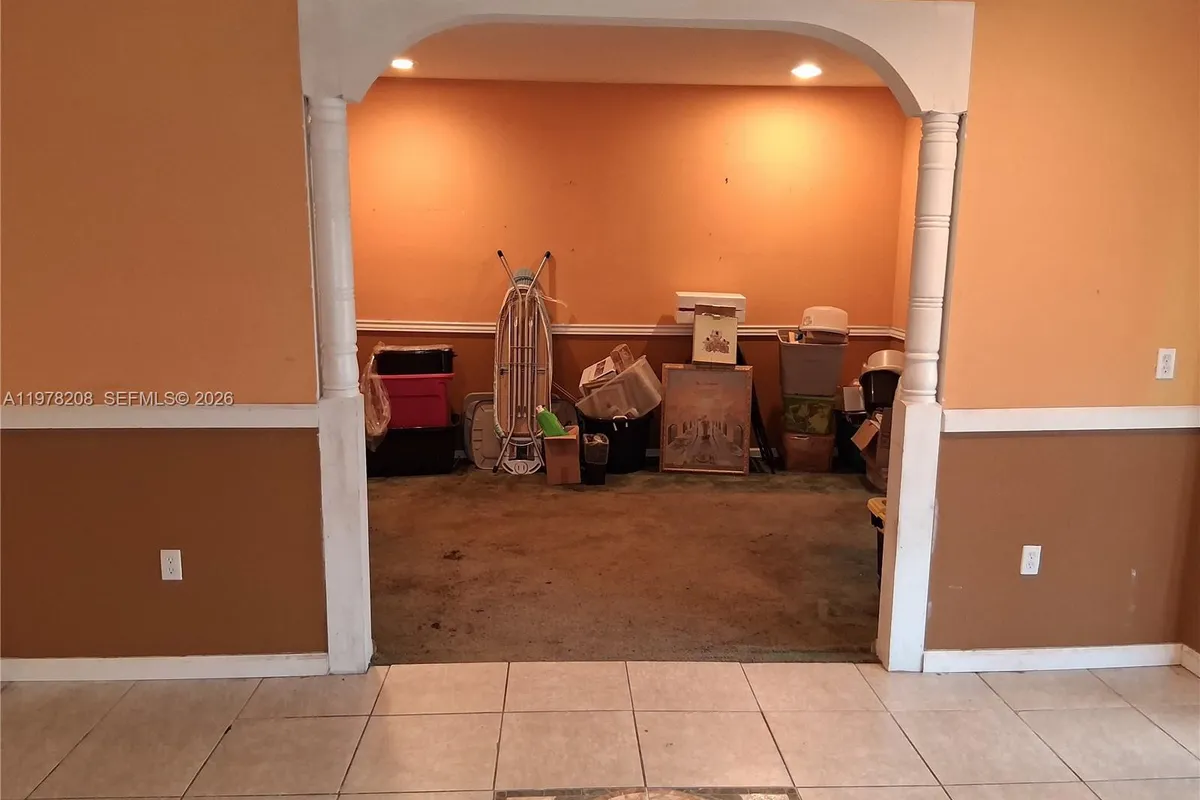 158 SW 5th St, Deerfield Beach FL 33441