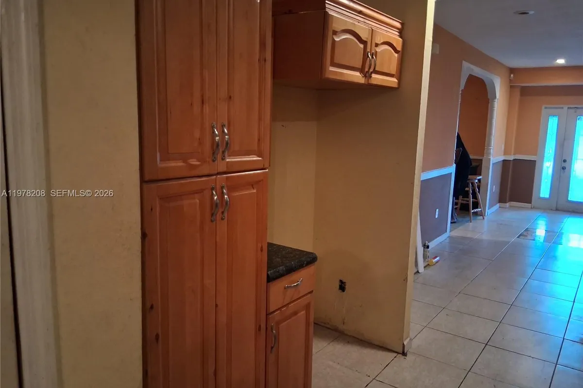 158 SW 5th St, Deerfield Beach FL 33441