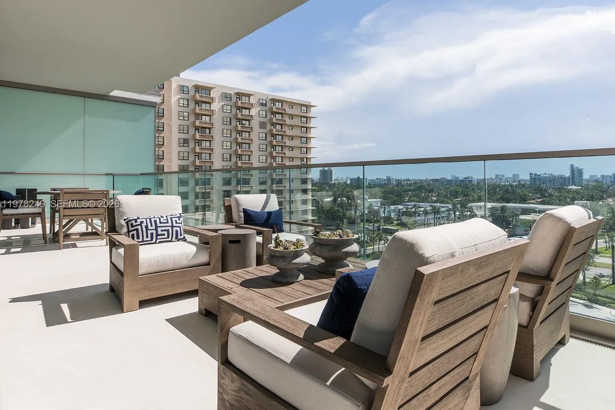 10201 Collins Ave # 707, Bal Harbour FL 33154
