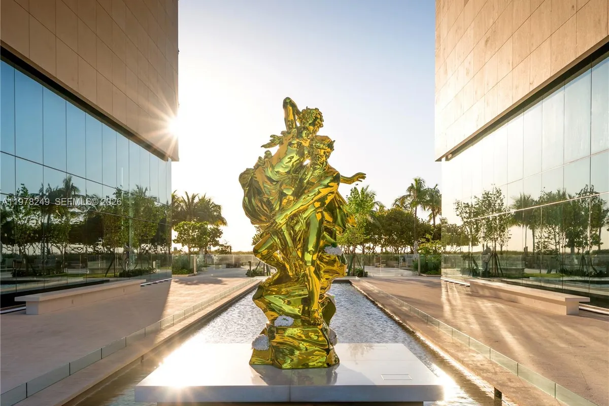 10201 Collins Ave # 707, Bal Harbour FL 33154