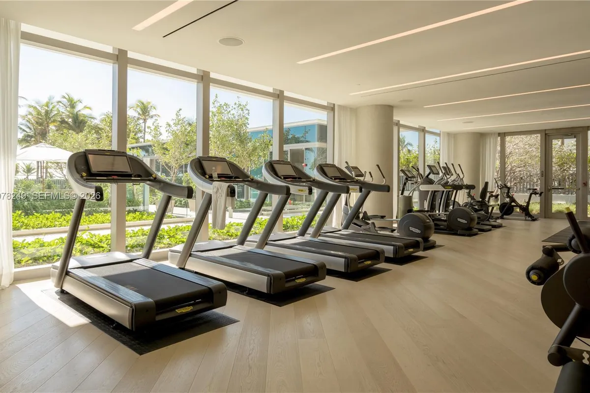 10201 Collins Ave # 707, Bal Harbour FL 33154