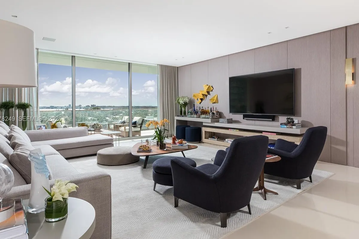 10201 Collins Ave # 707, Bal Harbour FL 33154