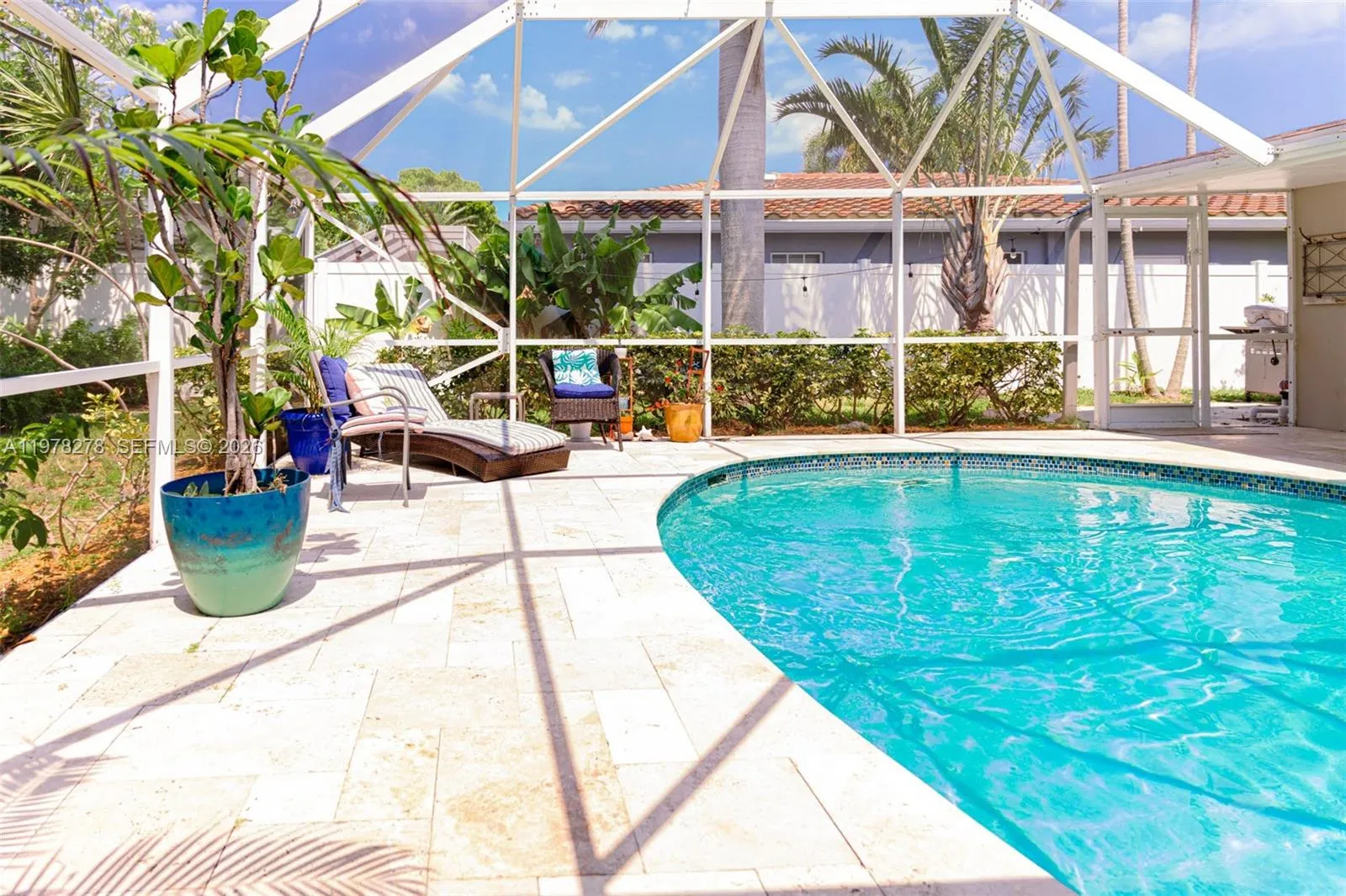 809 SE 14th Dr, Deerfield Beach FL 33441