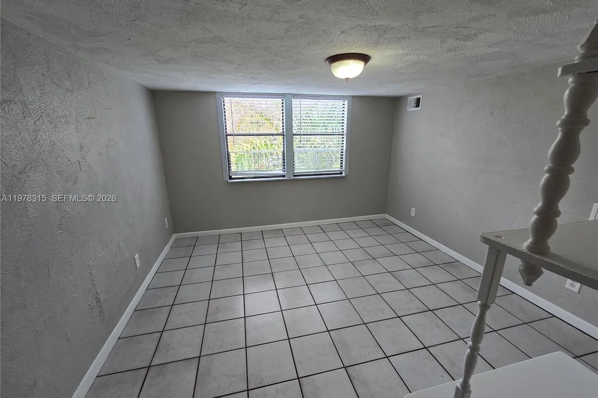 3162 SE Hawthorne St, Stuart FL 34997