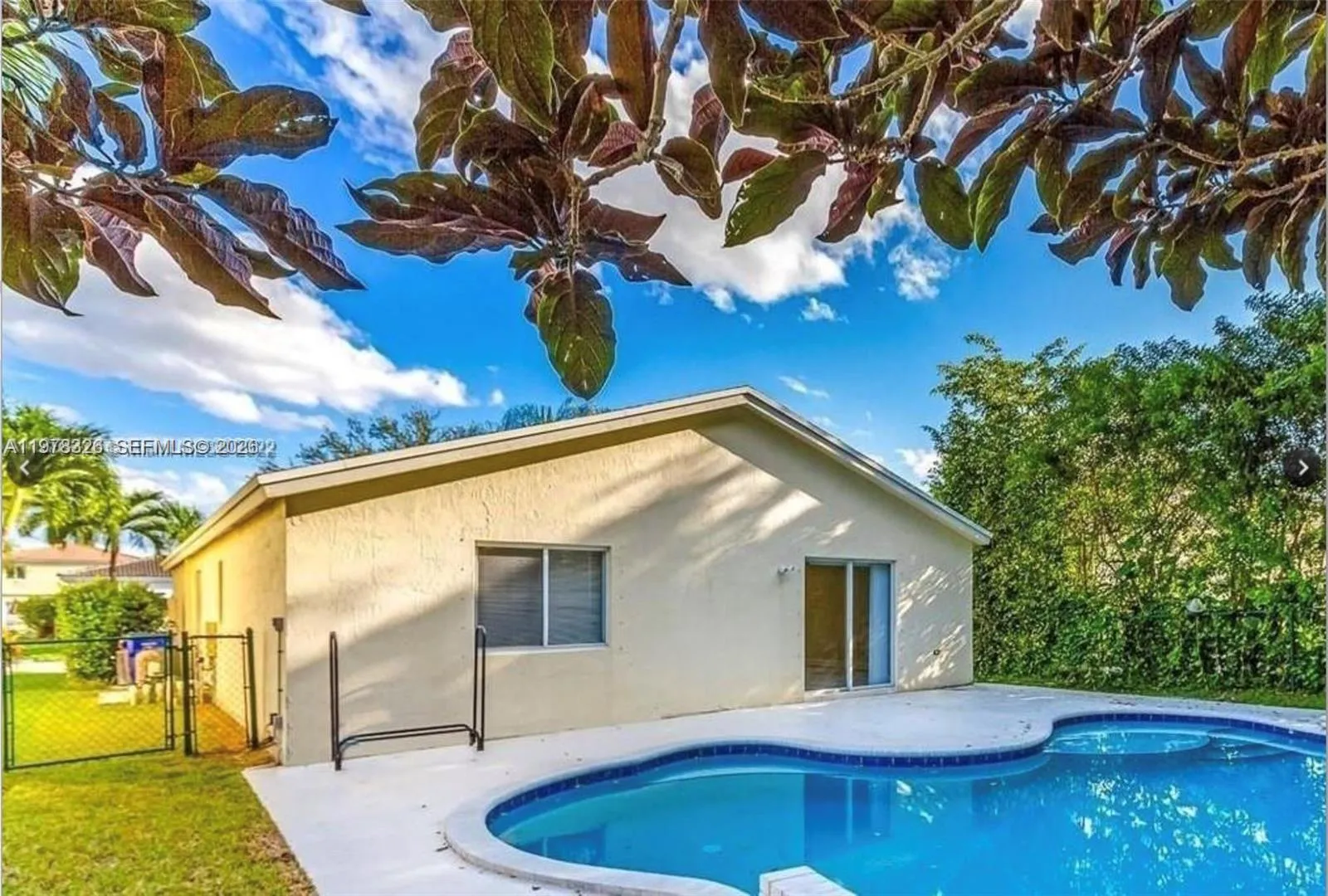 1213 SW 46th Way, Deerfield Beach FL 33442