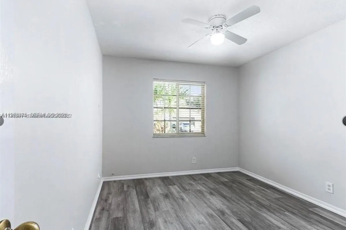 1213 SW 46th Way, Deerfield Beach FL 33442