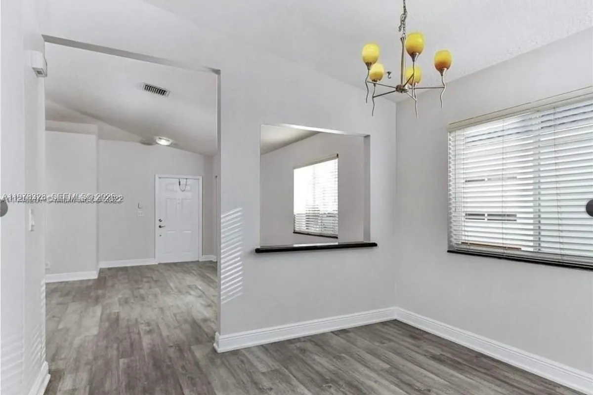 1213 SW 46th Way, Deerfield Beach FL 33442