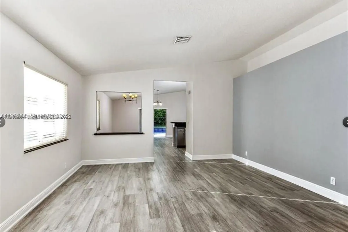 1213 SW 46th Way, Deerfield Beach FL 33442