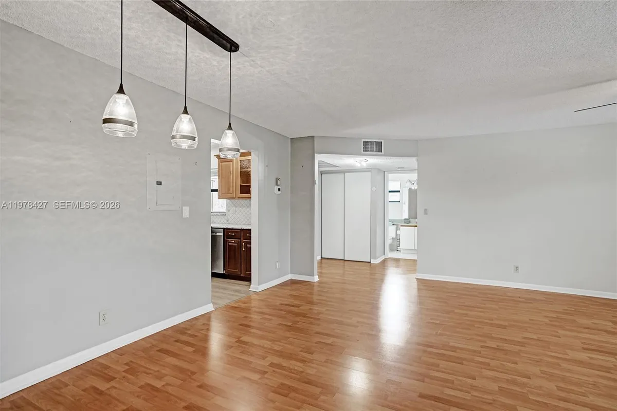 2541 N Carambola Cir N # 1832, Coconut Creek FL 33066