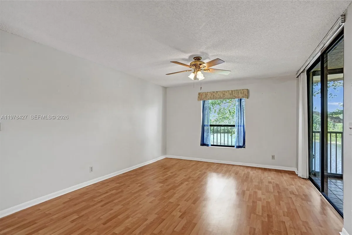 2541 N Carambola Cir N # 1832, Coconut Creek FL 33066