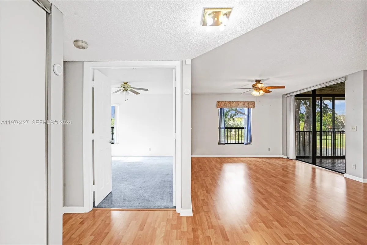 2541 N Carambola Cir N # 1832, Coconut Creek FL 33066