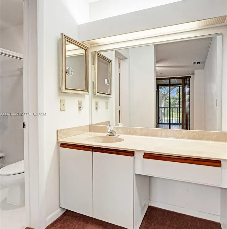 2541 N Carambola Cir N # 1832, Coconut Creek FL 33066