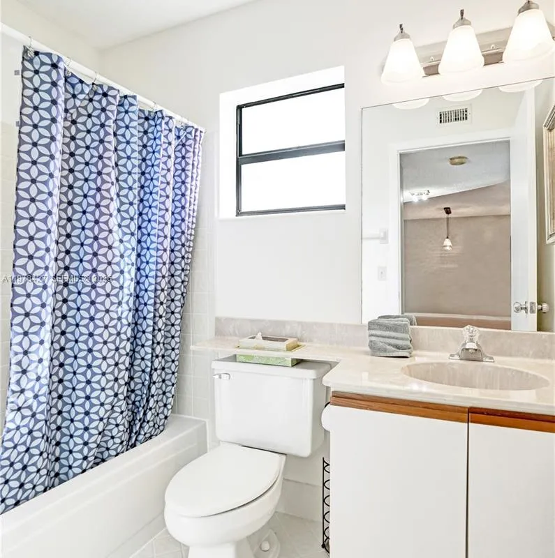 2541 N Carambola Cir N # 1832, Coconut Creek FL 33066