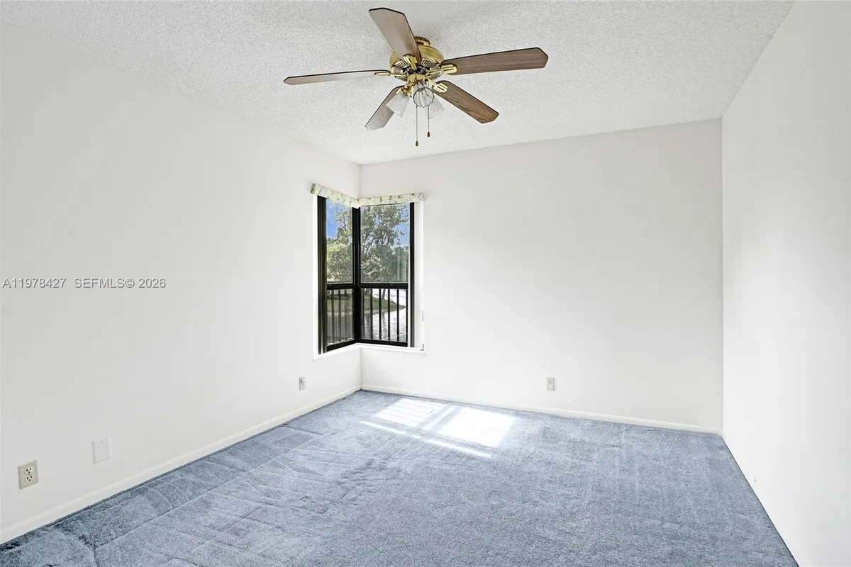 2541 N Carambola Cir N # 1832, Coconut Creek FL 33066