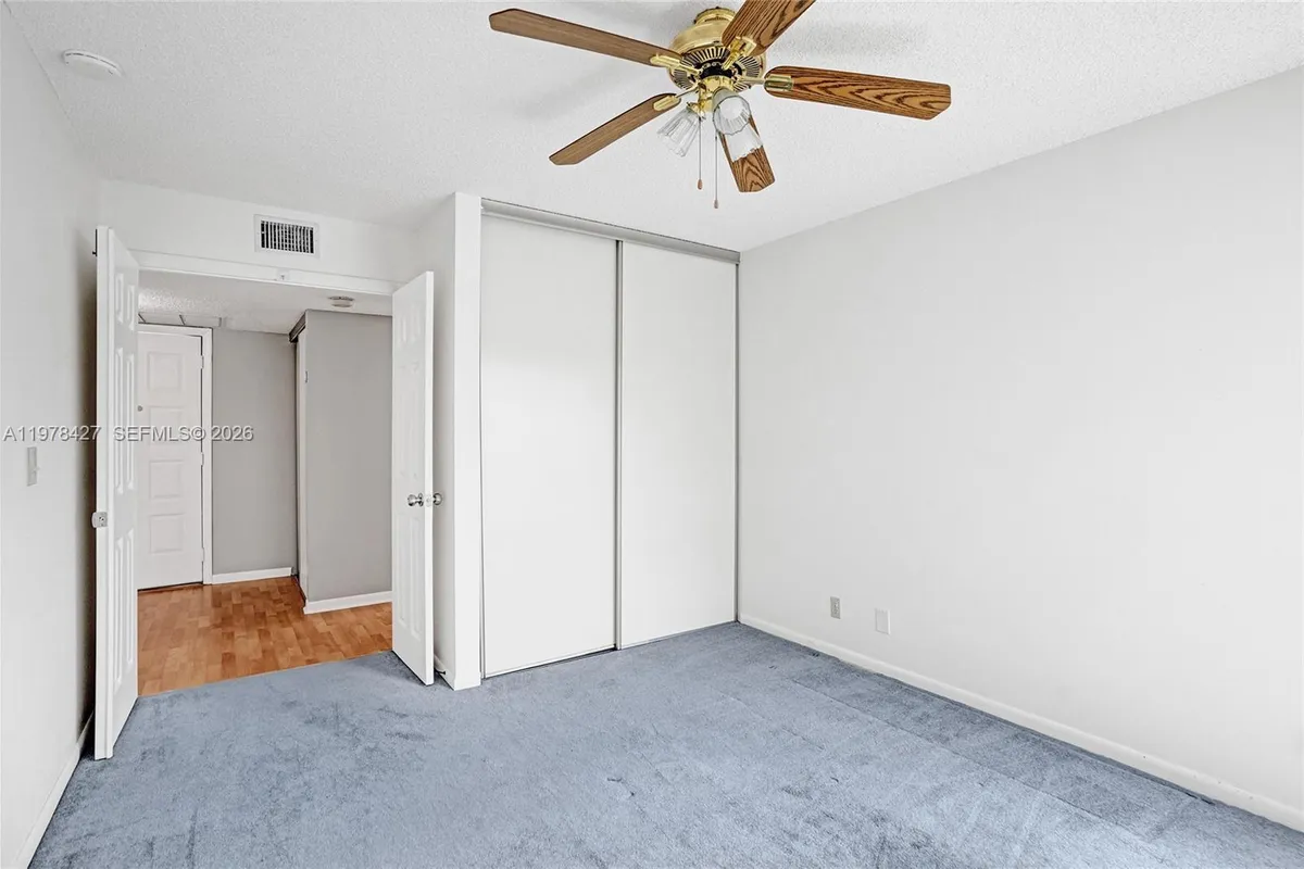 2541 N Carambola Cir N # 1832, Coconut Creek FL 33066