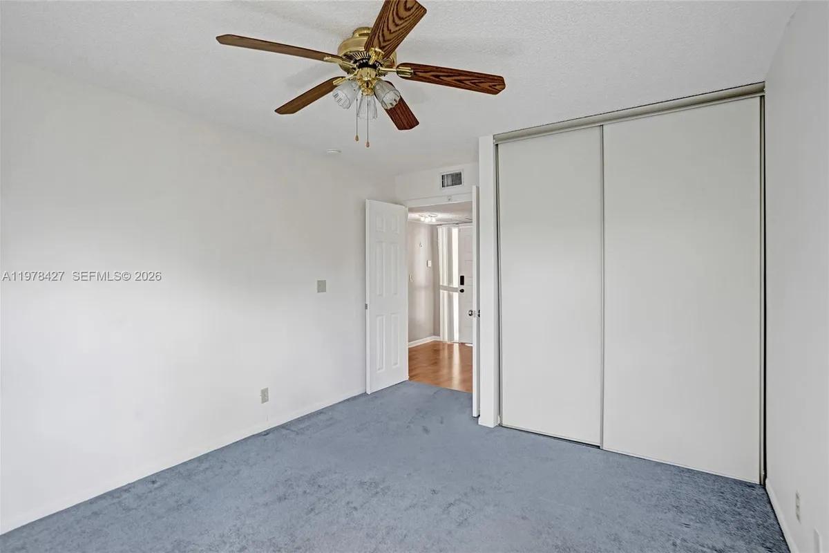 2541 N Carambola Cir N # 1832, Coconut Creek FL 33066