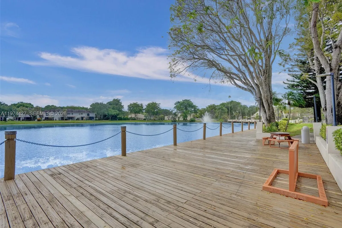 2541 N Carambola Cir N # 1832, Coconut Creek FL 33066